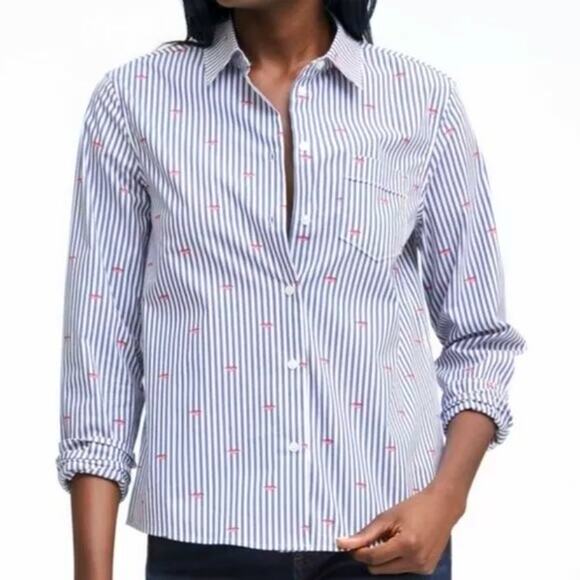 Banana Republic Quinn Boy Fit Button Front Shirt Lips‎ Novelty Print Women's XS - Picture 3 of 10